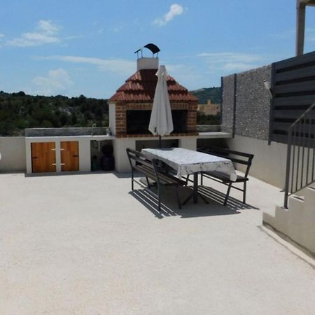 Apartments Huljev Primošten Екстериор снимка
