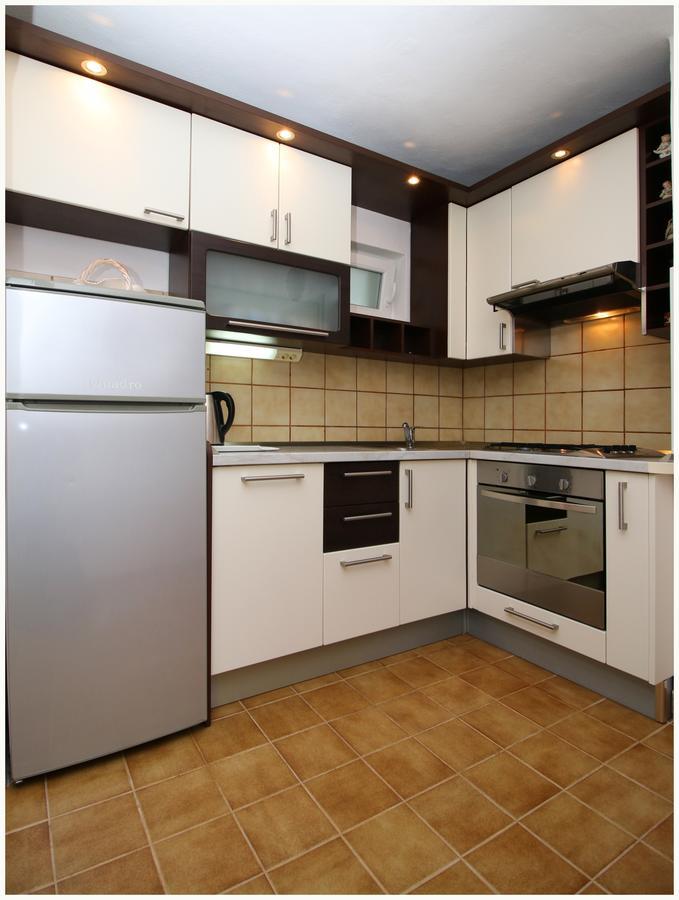 Apartments Huljev Primošten Екстериор снимка